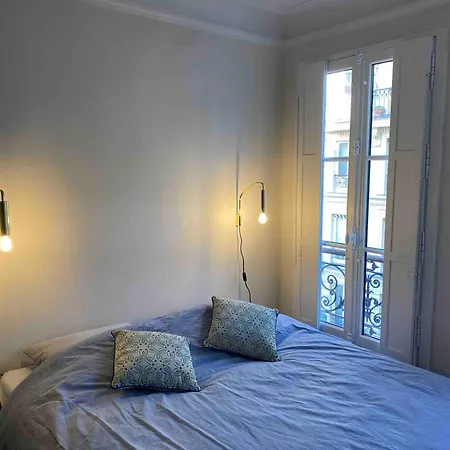 Superbe Quartier Latin Apartment *